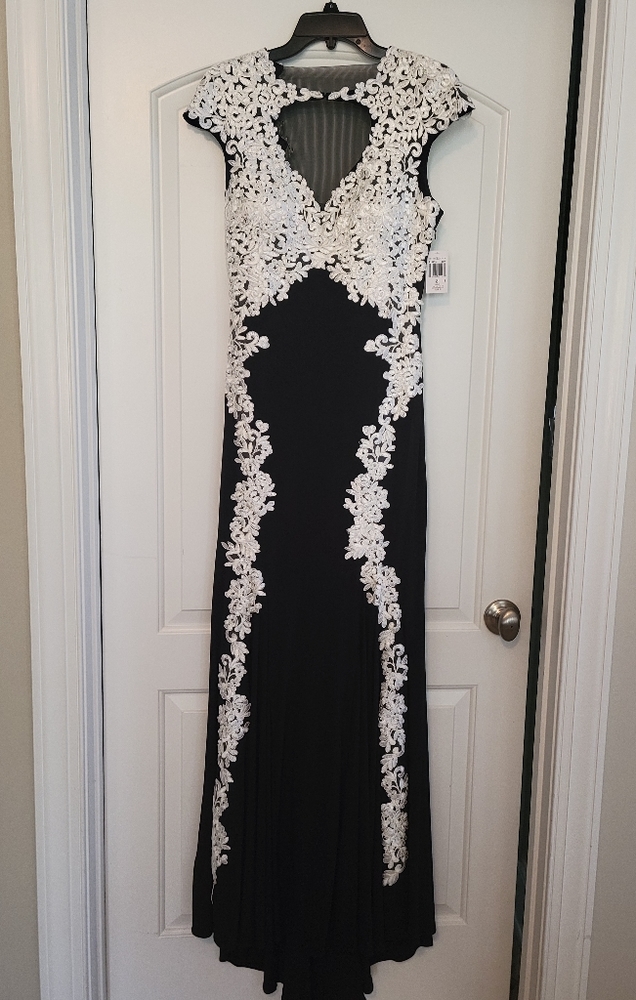 LONG SPECIAL OCCASSION DRESS